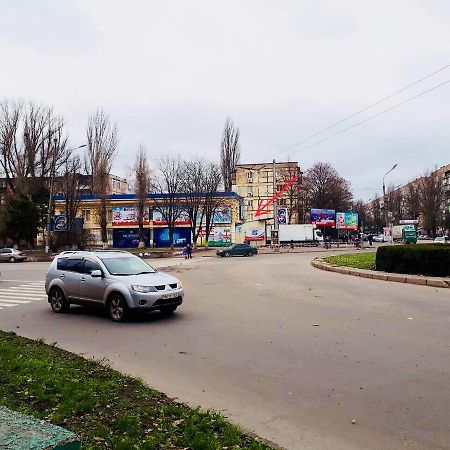 Апартаменты Гагарина Krivoy Rog Ngoại thất bức ảnh